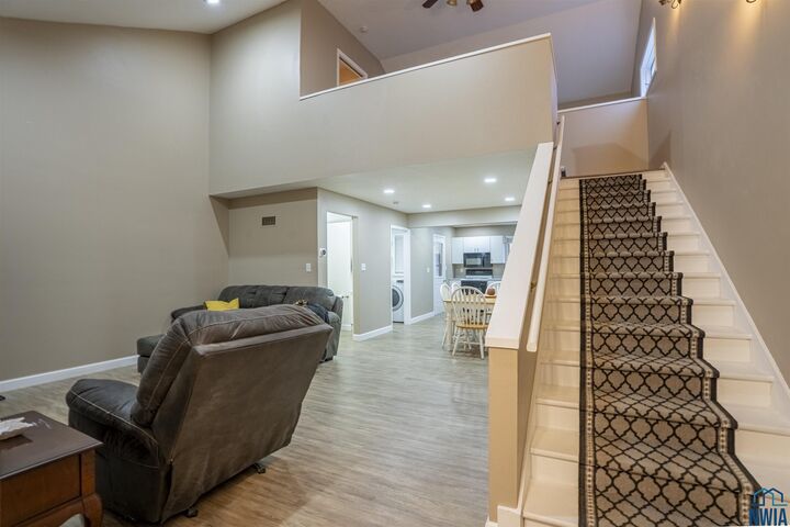 Property Photo: 1121 2nd St SE IA 51031