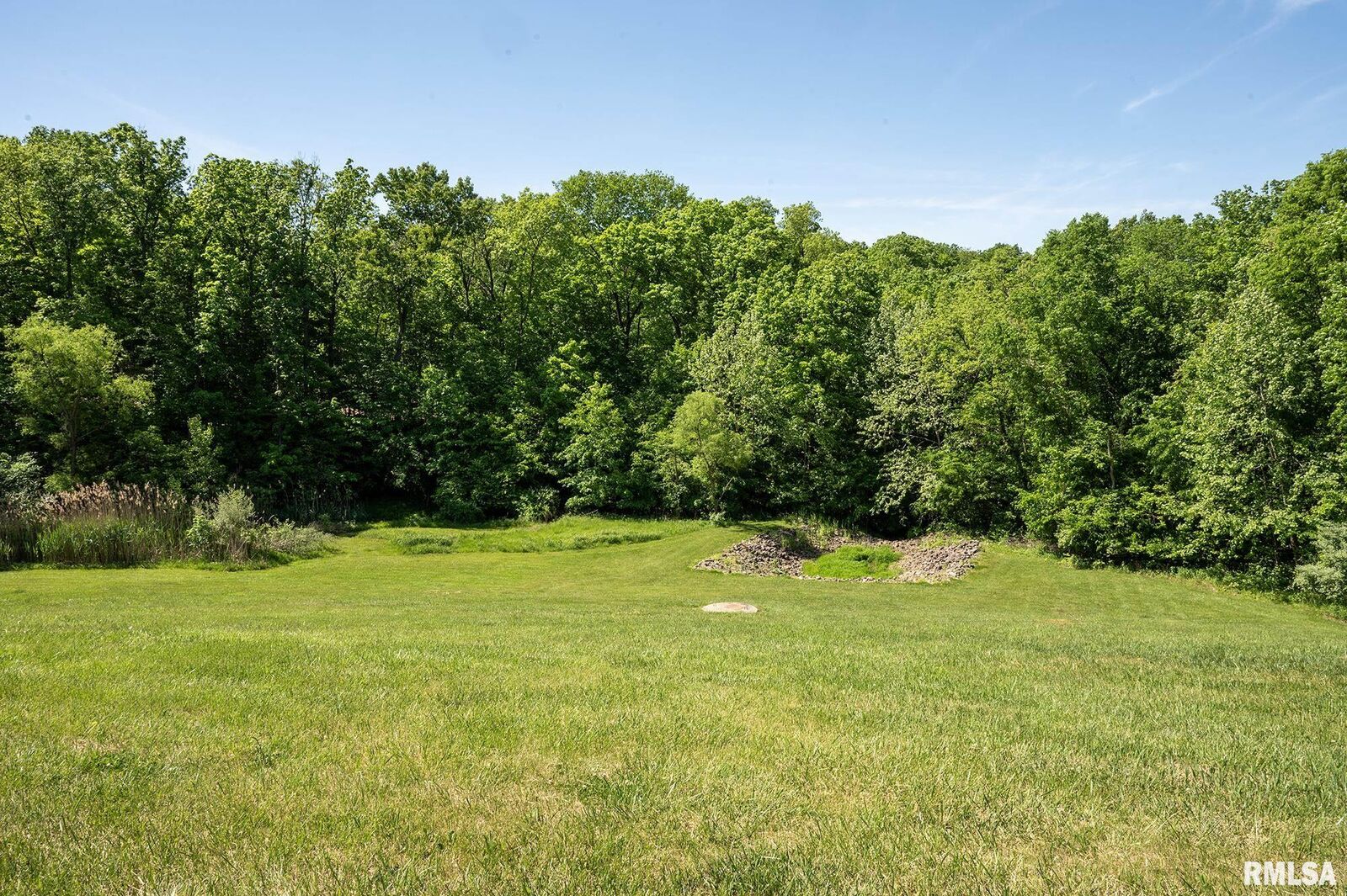 Property Photo:  Lot 1 Hidden Point Drive  IL 61533 