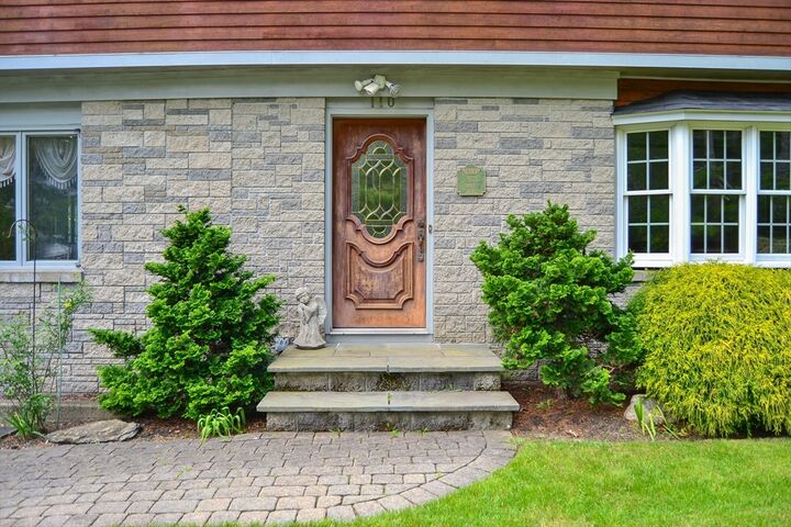 Property Photo:  110 Mayflower Ridge Dr  MA 02571 