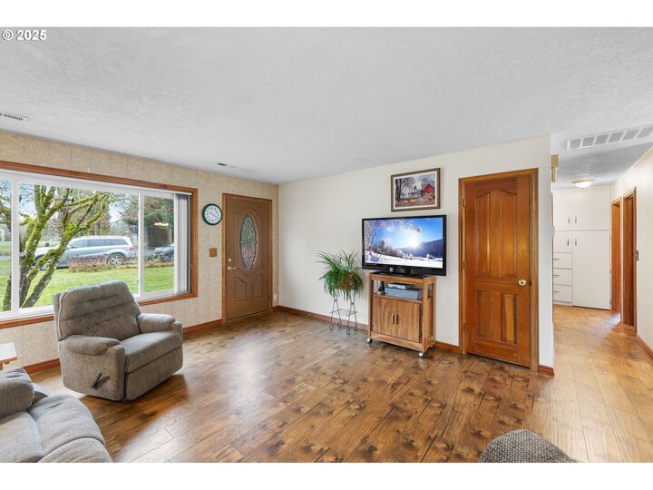 Property Photo:  11900 NE 189th St  WA 98604 