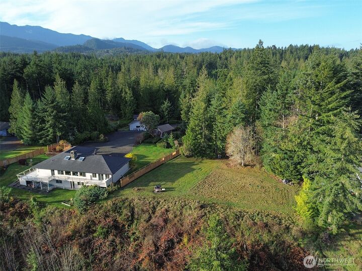 Property Photo:  714  Hunt Road  WA 98363 