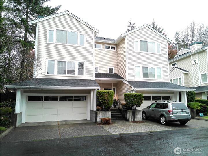 4714  Fairwood Boulevard NE 402  Tacoma WA 98422 photo