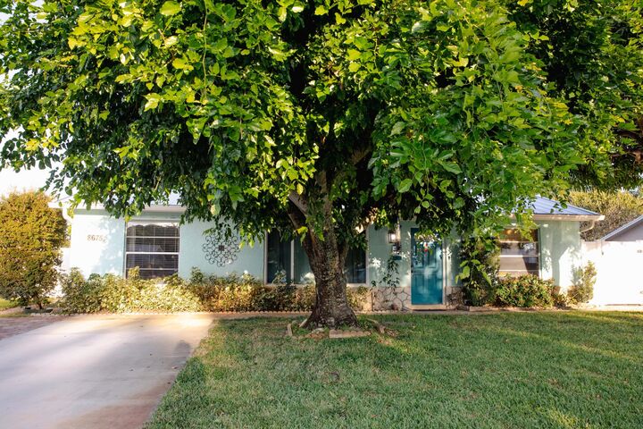 8675 SE Keathley Court  Hobe Sound FL 33455 photo