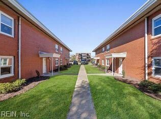 Property Photo: 1001 Little Bay Ave A4 VA 23503