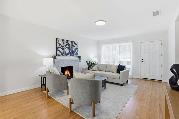 Property Photo:  321 Southcliff Avenue  CA 94080 