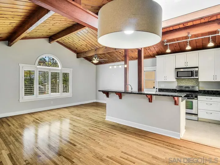 3614 Wawona Dr  San Diego CA 92106 photo