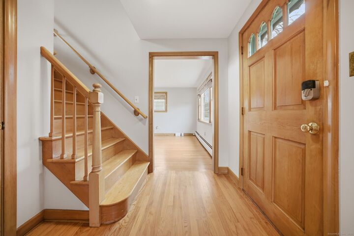 Property Photo:  215 Pine Lane  CT 06109 