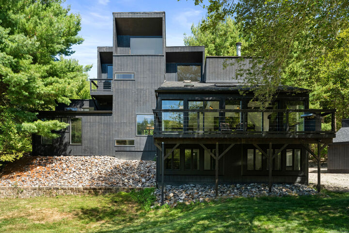 564 Hubbard Road  Killingly CT 06239 photo