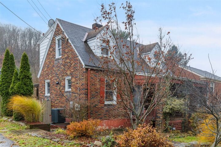 Property Photo:  312 Friday Rd  PA 15209 