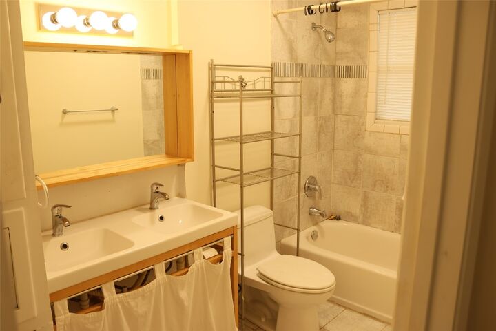 Property Photo:  2713 Saint Edwards Circle A  TX 78704 