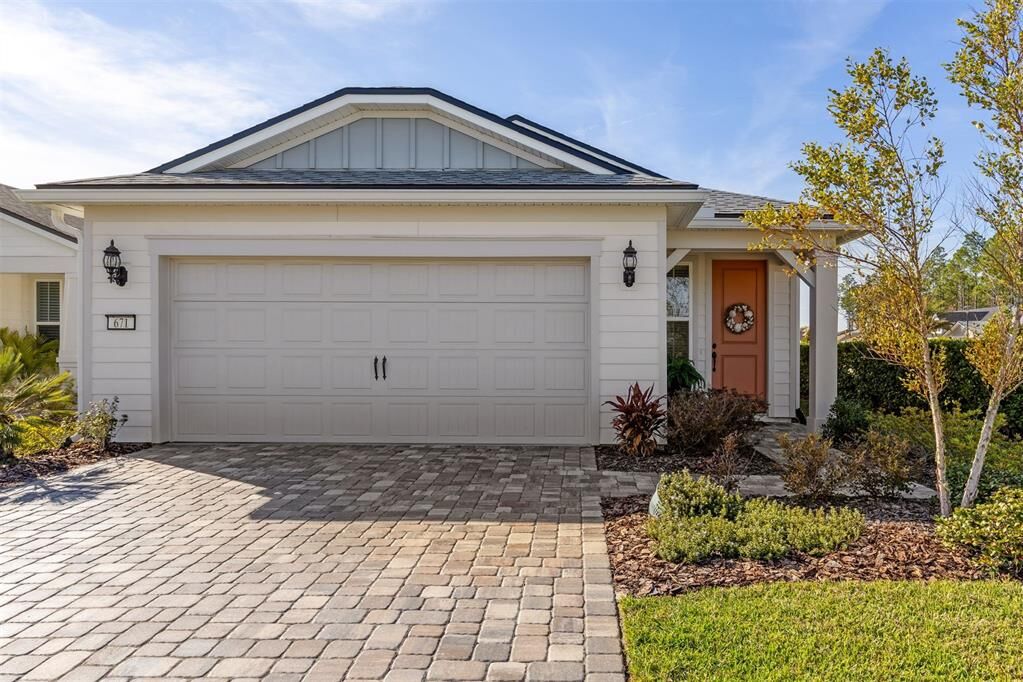 Property Photo: 671 Jubilee Circle FL 32097