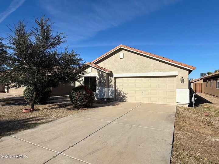 Property Photo: 1316 E Vernoa Street AZ 85140