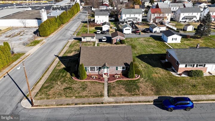 Property Photo:  643 W 3rd Street  PA 19508 