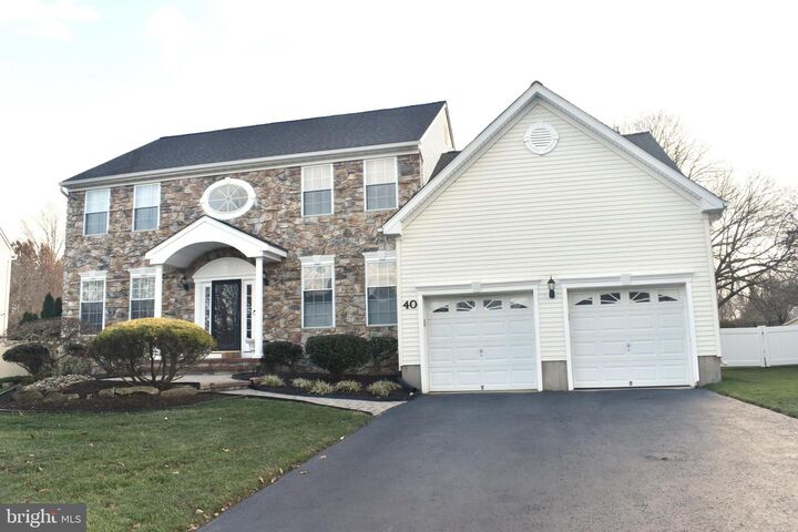40 Rembrandt Way  Hightstown NJ 08520 photo