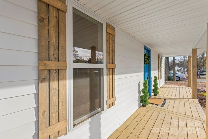 Property Photo: 94 Snyder Court NE NC 28025