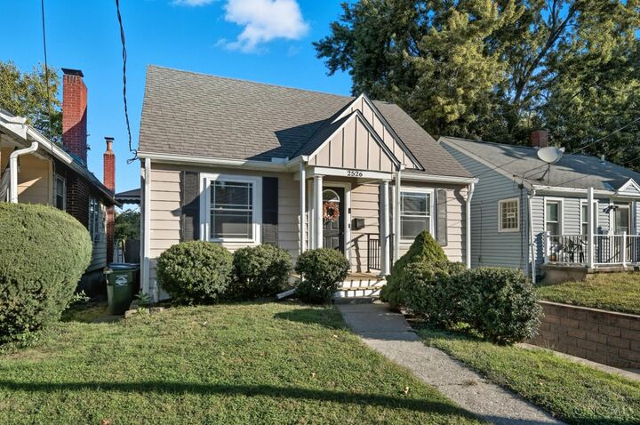 Property Photo:  2526 Bremont Avenue  OH 45237 