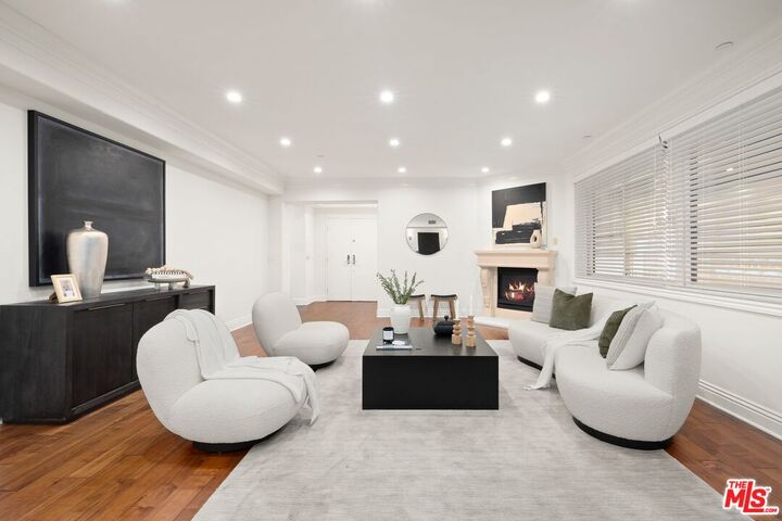 Property Photo: 11749 Goshen Ave CA 90049