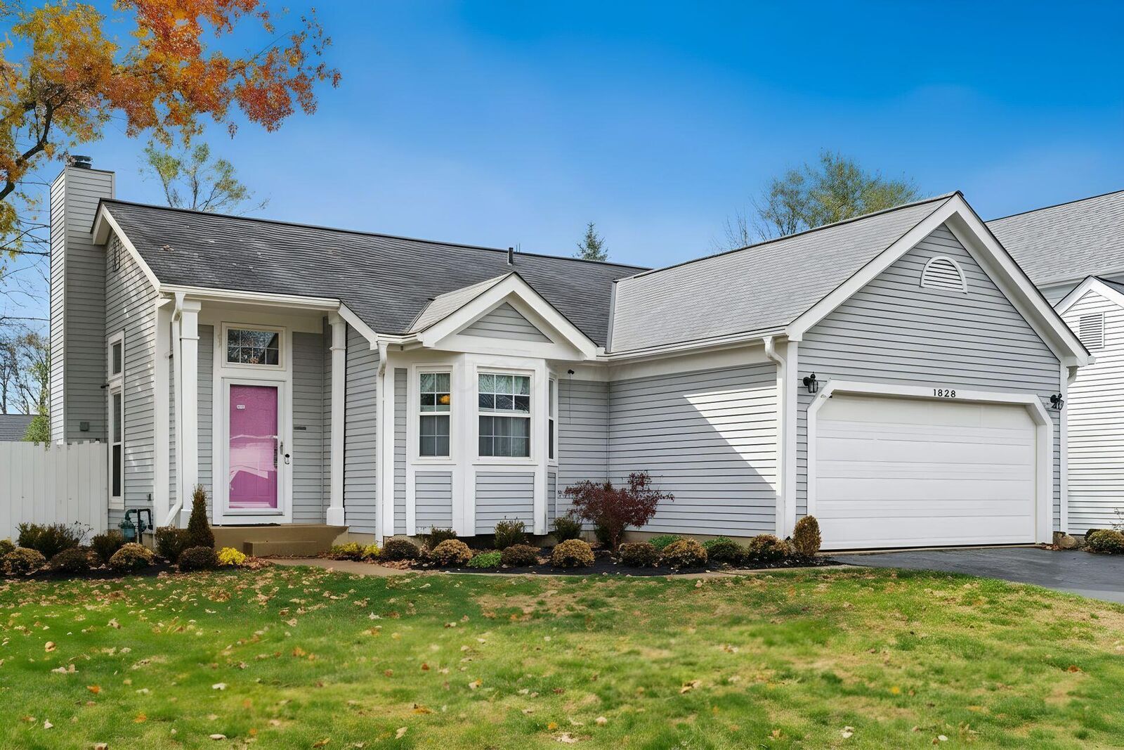 Property Photo:  1828 Gardenstone Drive  OH 43235 