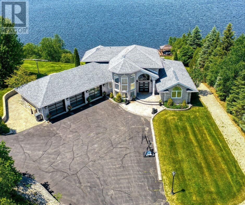 Property Photo: 1720 South Lane Road ON P3G 1N8