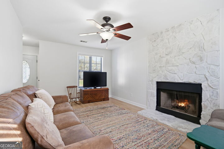 Property Photo:  17 Riverview Court SE  GA 30120 