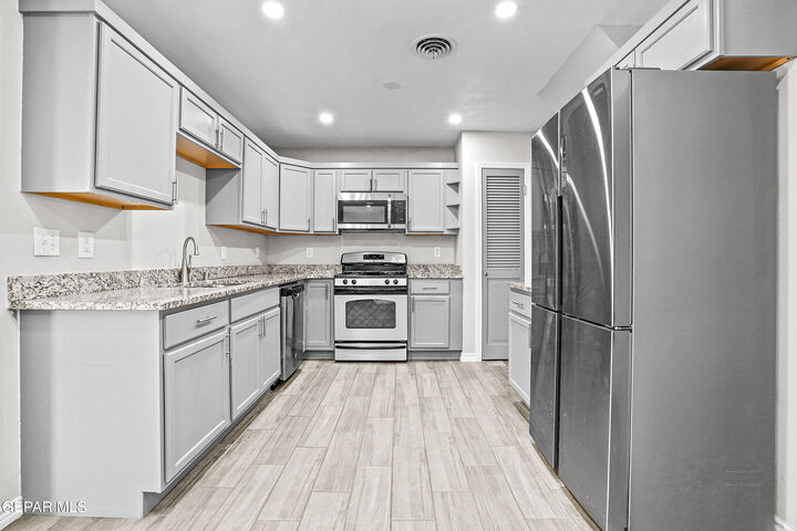 Property Photo:  5640 Devon Avenue  TX 79924 