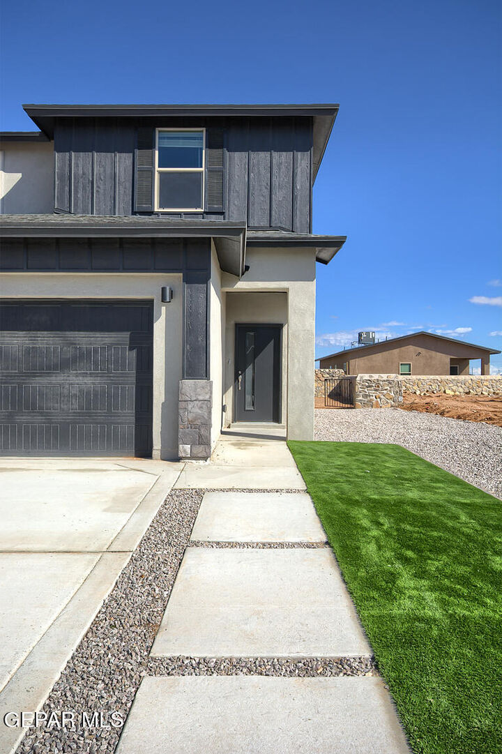 Property Photo: 9924 Marisabel Place TX 79927