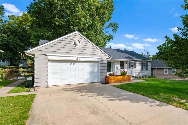 Property Photo:  8110 W 92nd Street  KS 66212 