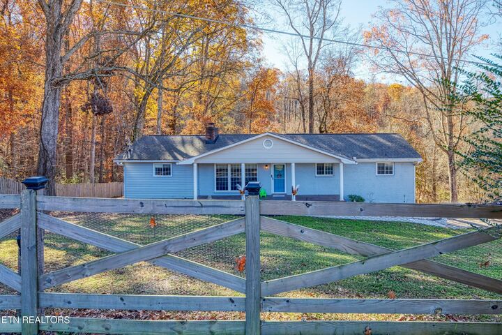 Property Photo: 340 Blacksferry Rd TN 37931