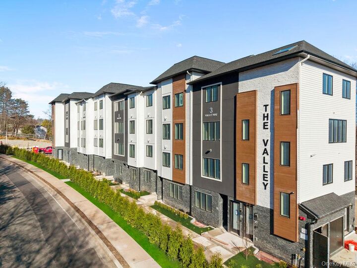 5 Valley Way 120  Spring Valley NY 10977 photo