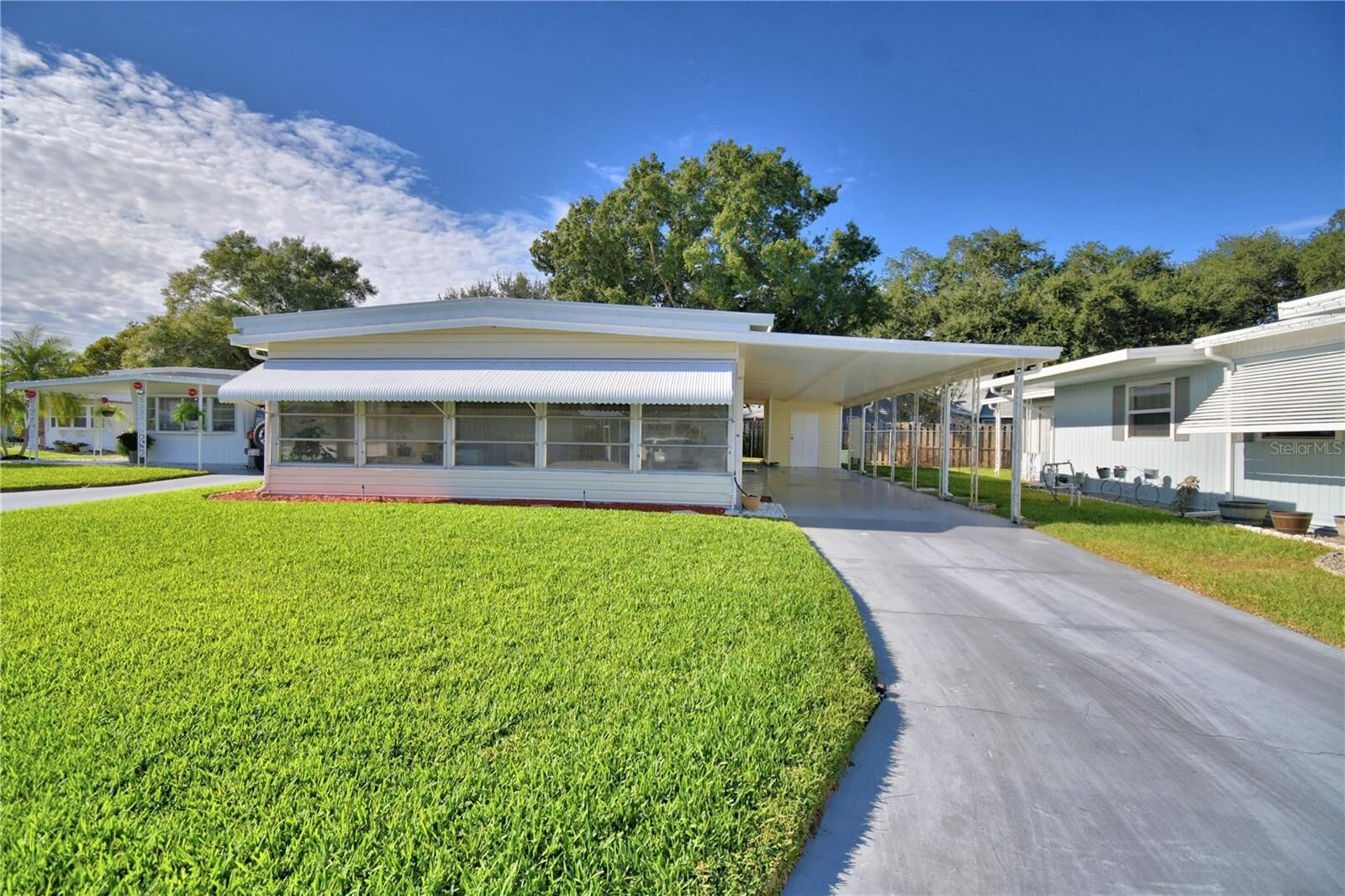 Property Photo: 127 Paradise Lane FL 33823