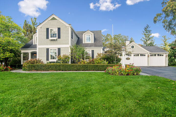 240 Elm Road  Barrington IL 60010 photo