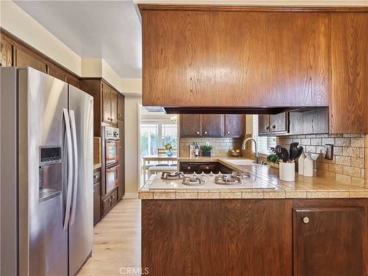 Property Photo:  15354 Runnymede Street  CA 91406 