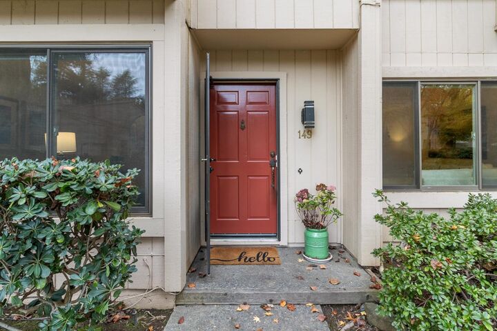 Property Photo: 149 Hartnell Place CA 95825