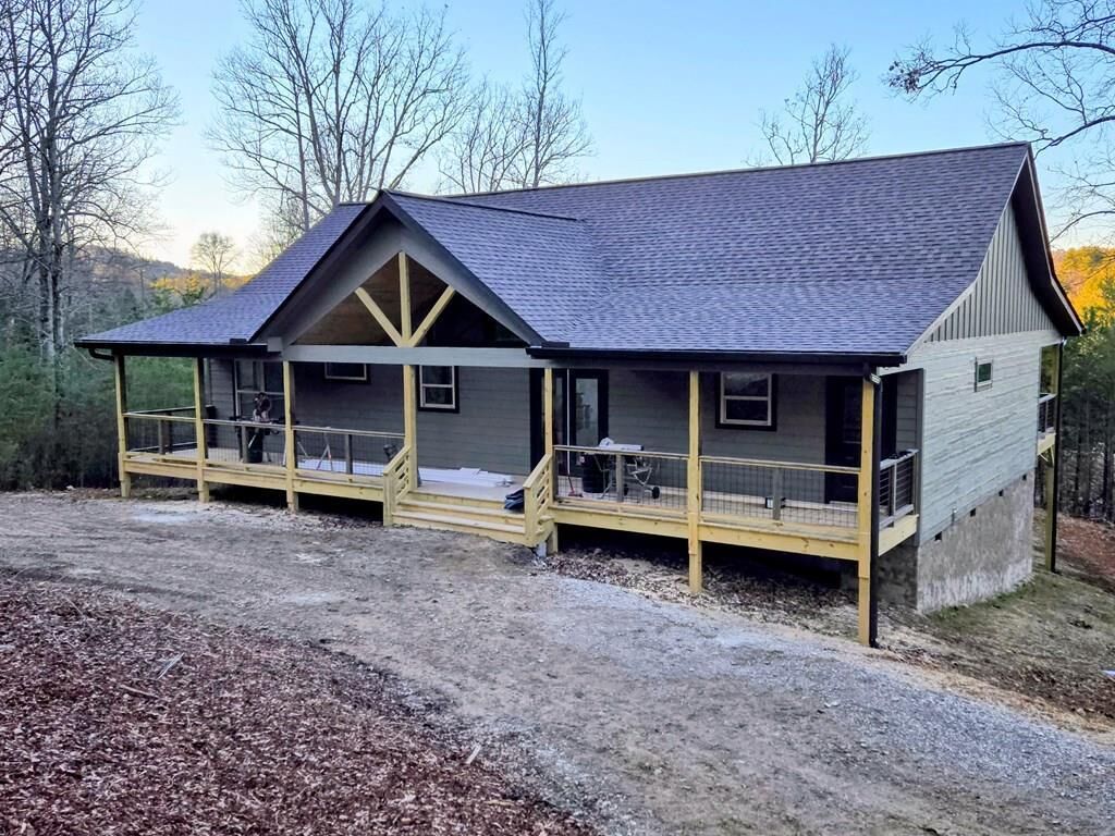 Property Photo:  30 Small Street  GA 30512 