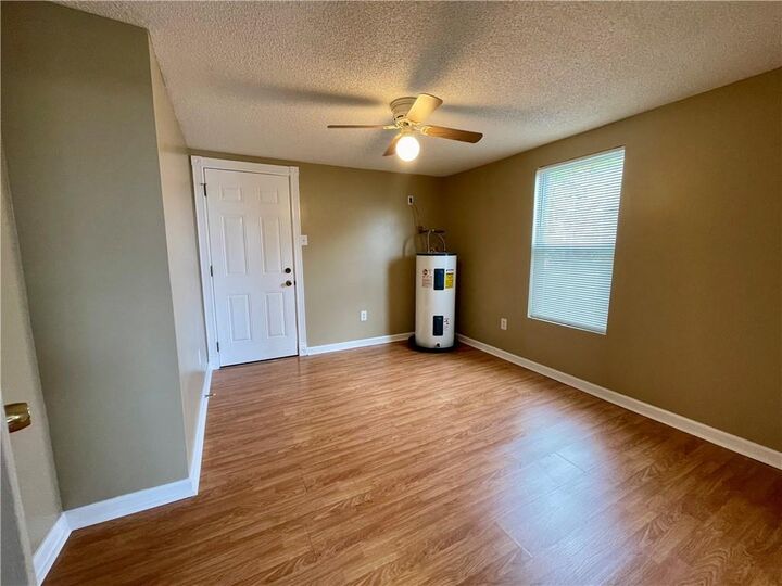 Property Photo: 2122 Stander Place LA 70043