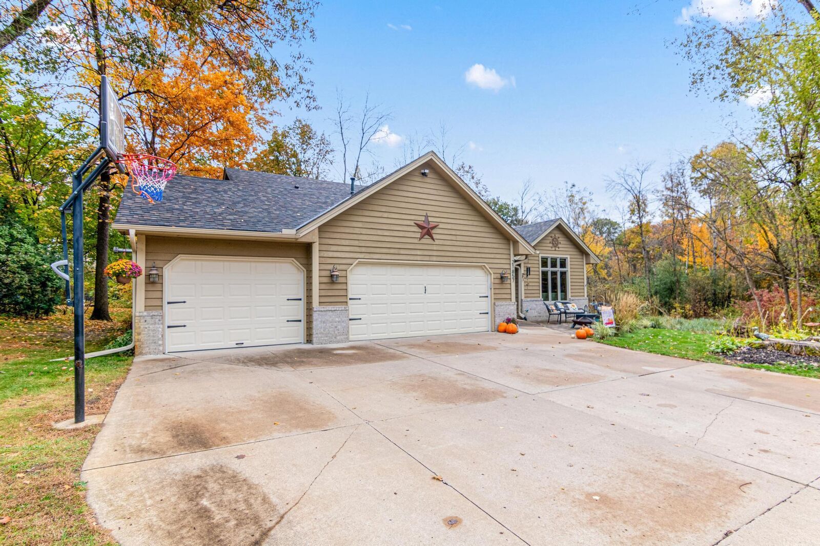 Property Photo:  21857 Iden Avenue Place N  MN 55025 