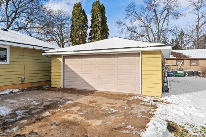 Property Photo:  251 91st Avenue NE  MN 55434 