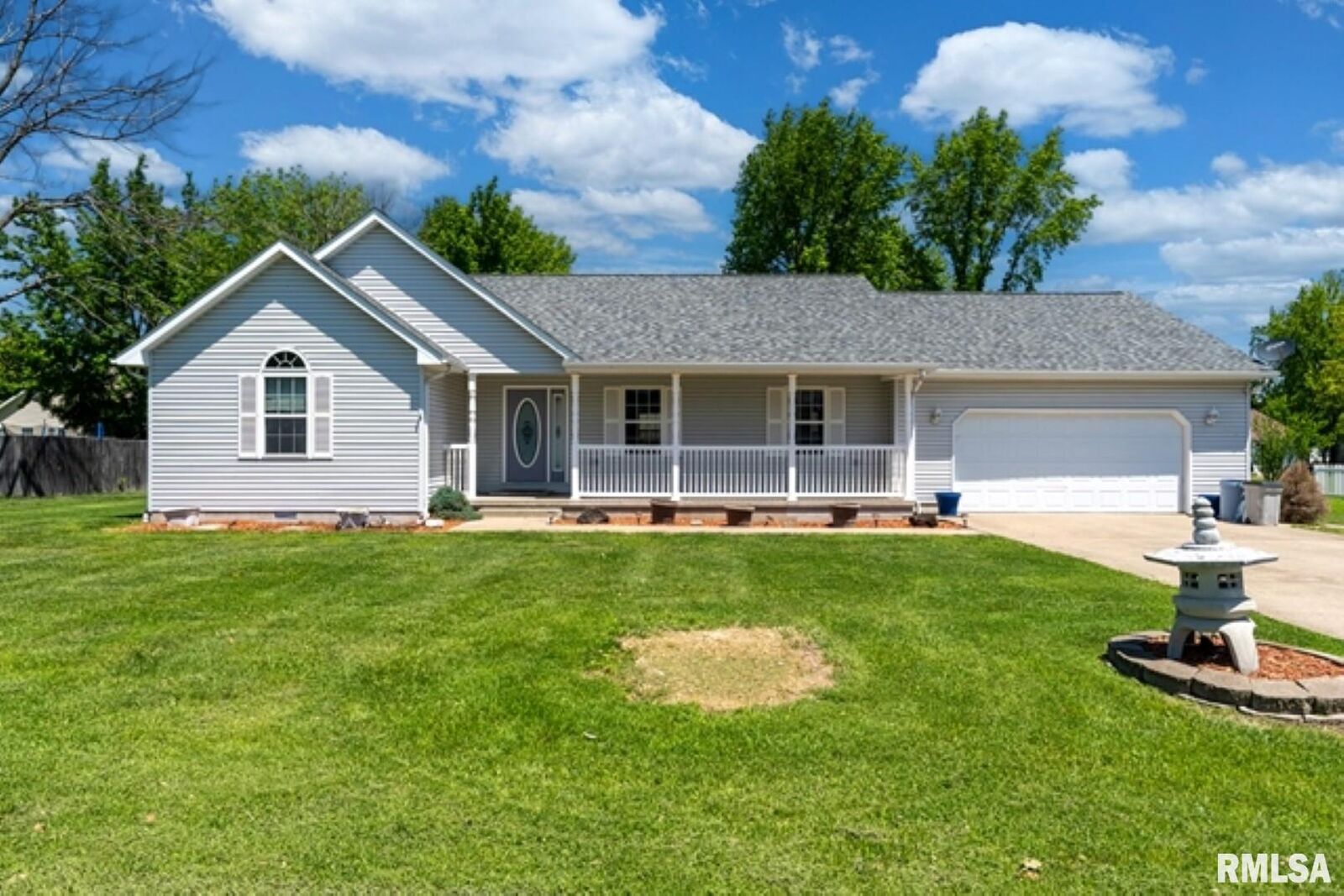 Property Photo: 309 Evergreen Trail IL 62948