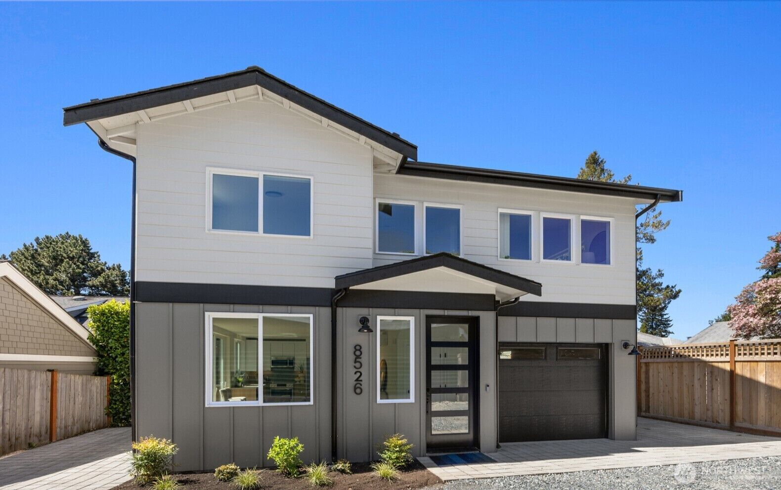 Property Photo: 8526 Latona Avenue NE WA 98115