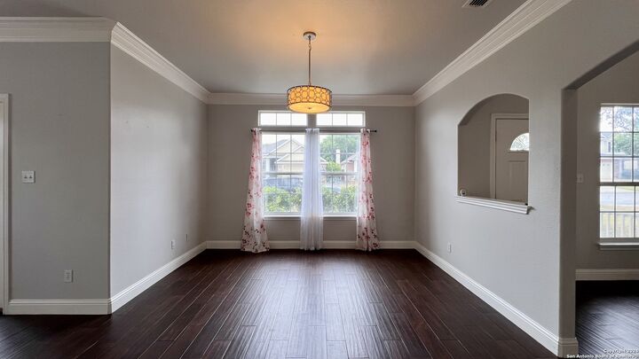 Property Photo:  1042 Maltese Garden  TX 78260 