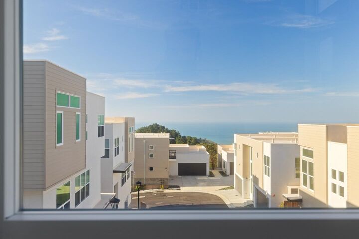 Property Photo: 827 Fassler Avenue CA 94044