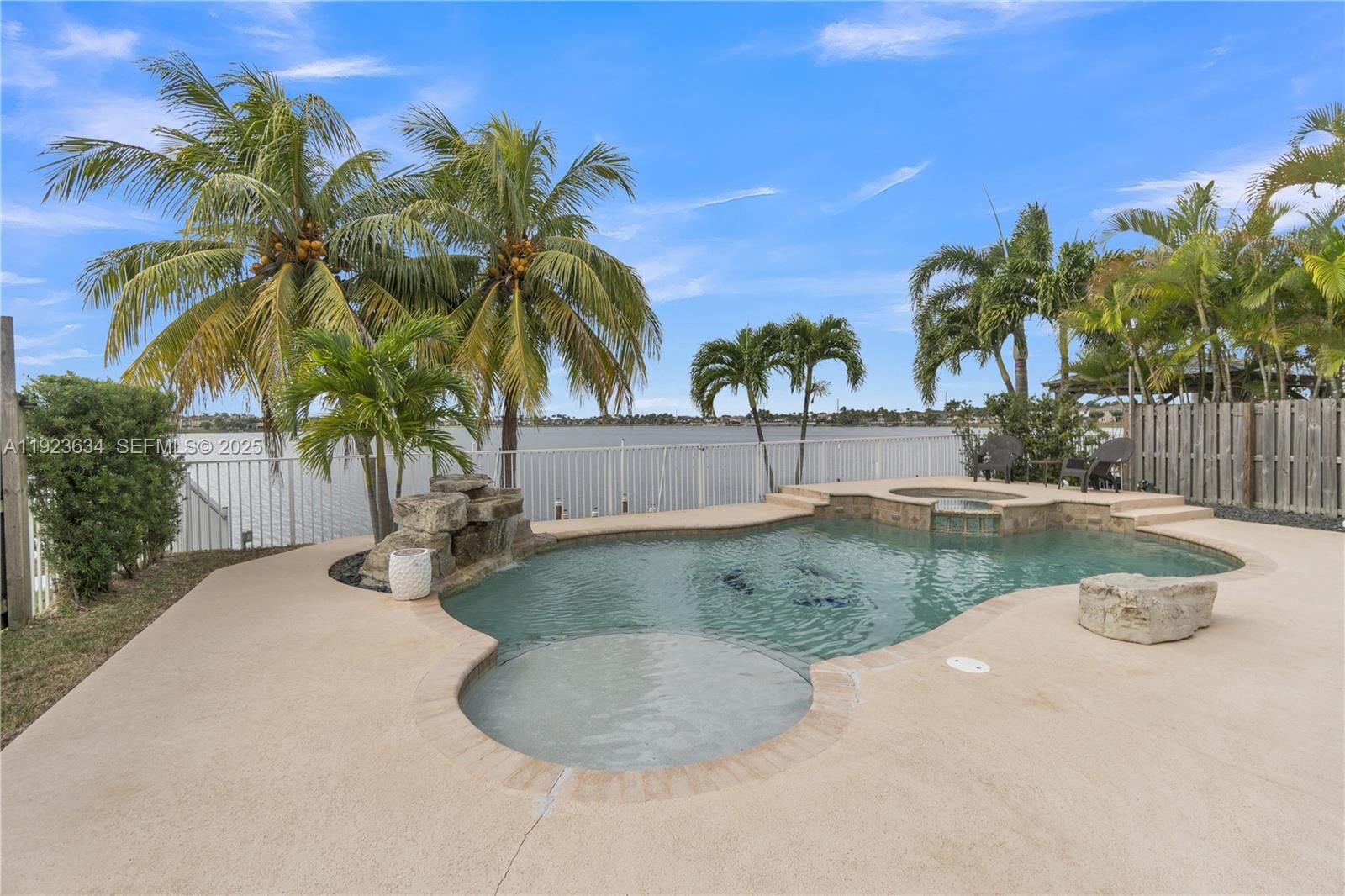 Property Photo: 13940 SW 127th Ct FL 33186