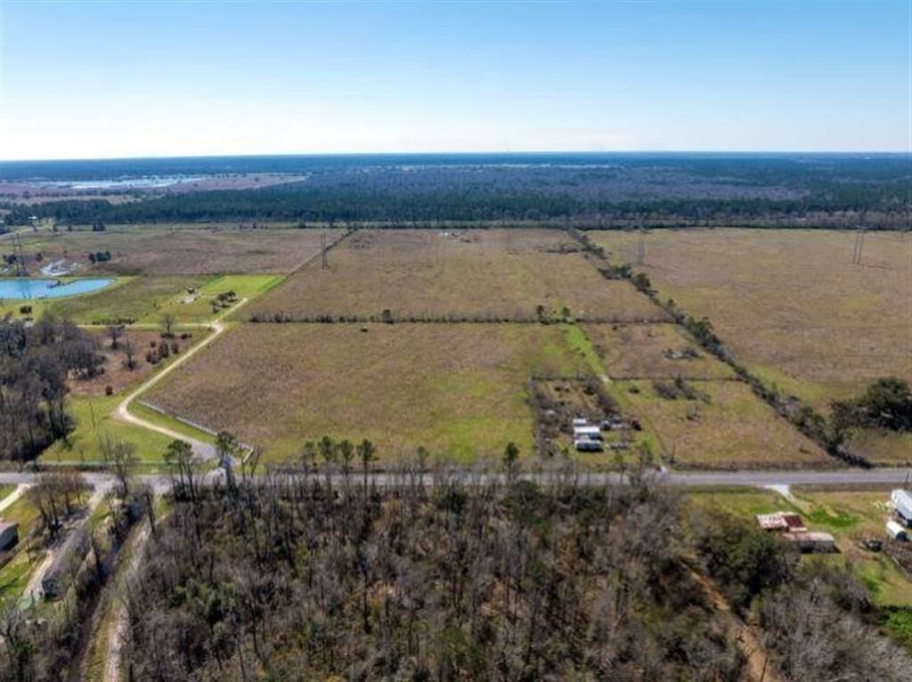 Property Photo:  W Houston River Road W  LA 70663 