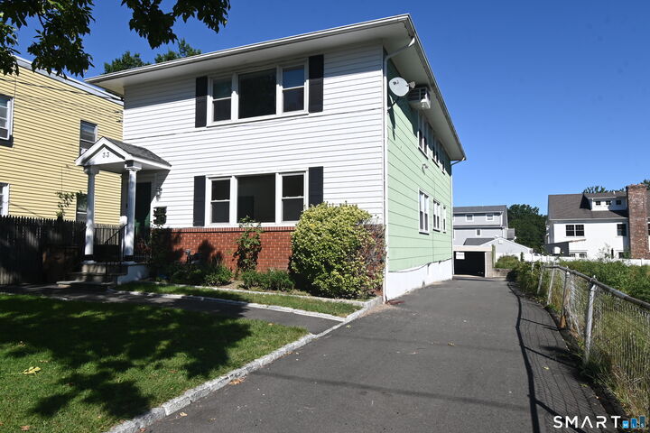 Property Photo:  33 Dora Street  CT 06902 
