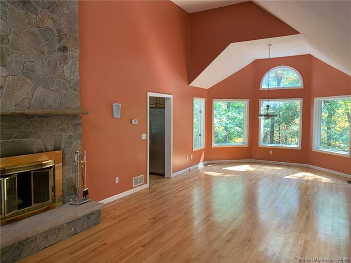 Property Photo:  380 Huckleberry Hill Road  CT 06001 