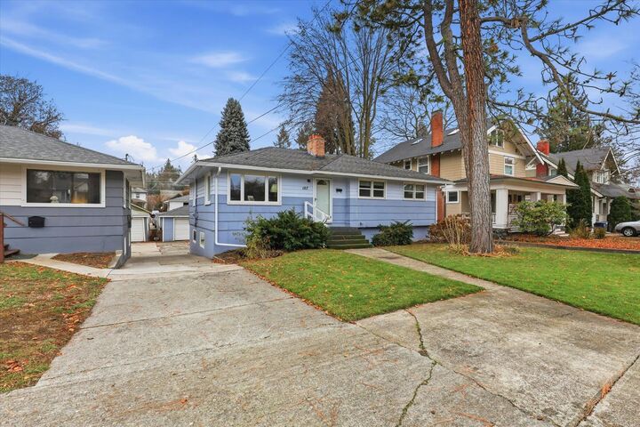 Property Photo: 107 W 16th Ave WA 99203