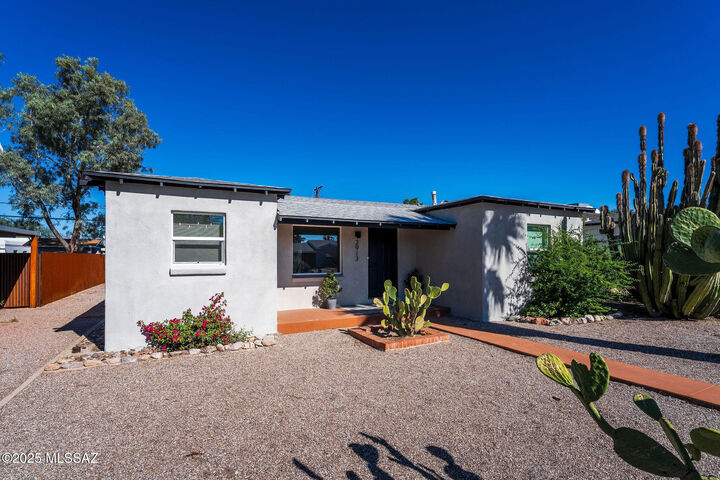 2913 E Lester Street  Tucson AZ 85716 photo
