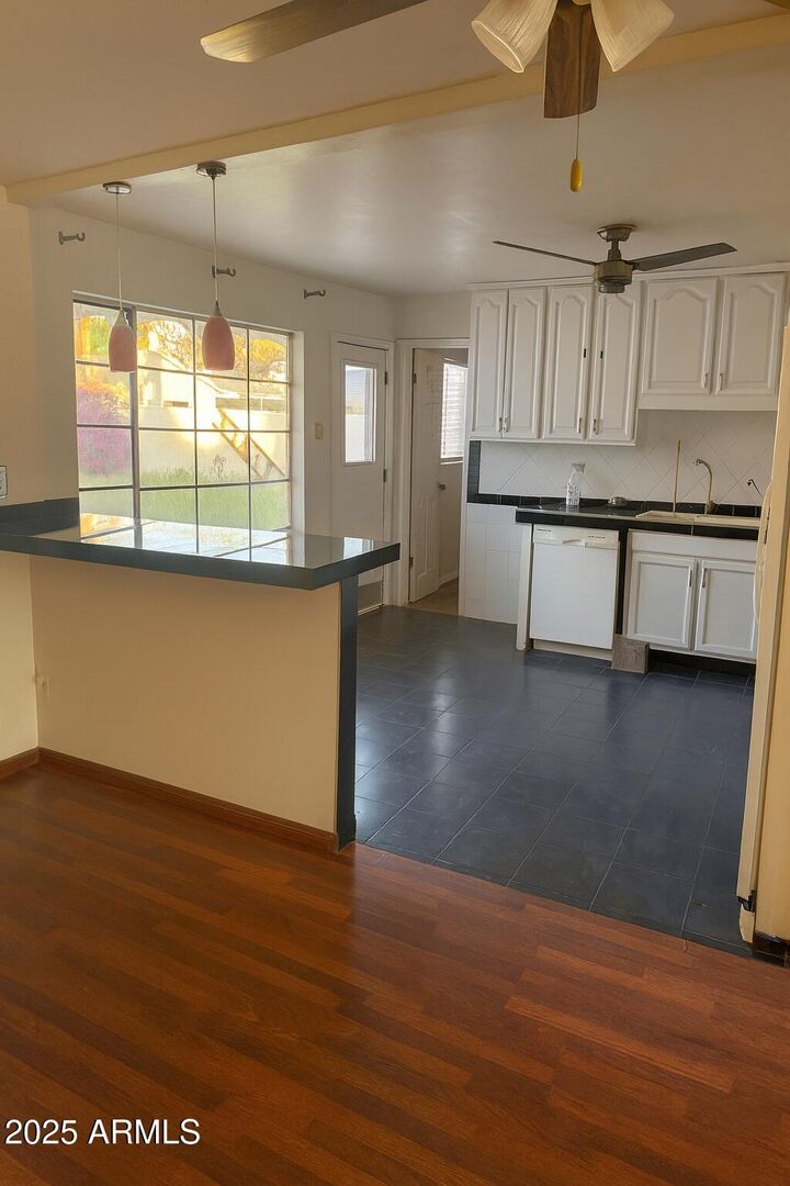 Property Photo: 8008 E Whitton Avenue AZ 85251