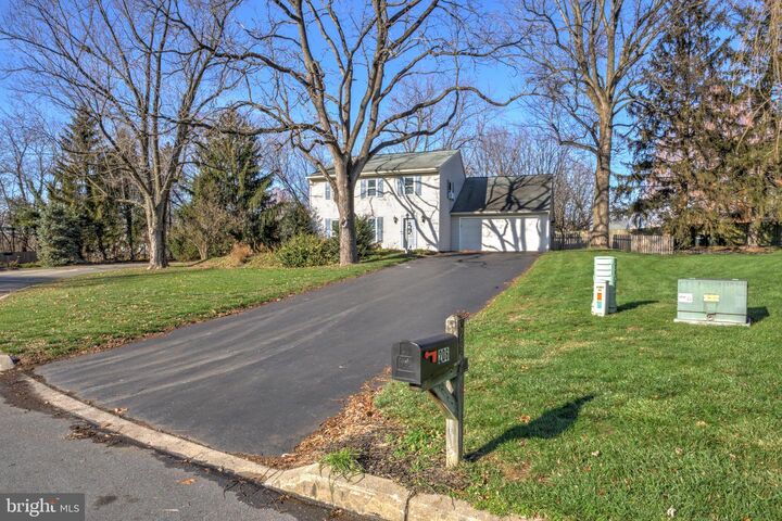 206 Pleasant Hill Drive  Lititz PA 17543 photo