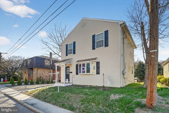 Property Photo: 510 Rhoads Ave NJ 08033